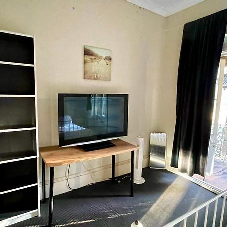 Peaceful Haven Apartment Сидни Екстериор снимка